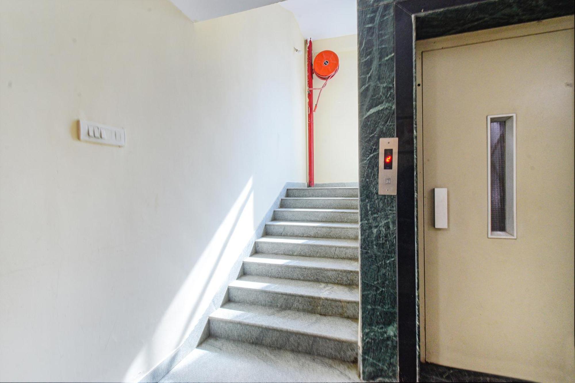 Fabhotel N Residency, Hitech City - 350M From Yashoda Hospital, Hitech City Hyderabad Exterior foto